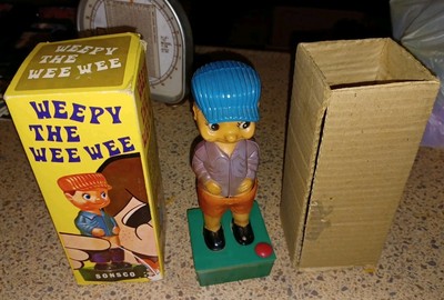ぷぷぷわ VINTAGE WORKING 1960S WEEPY THE WEE WEE NOVELTY GAG PEEING TOY IN