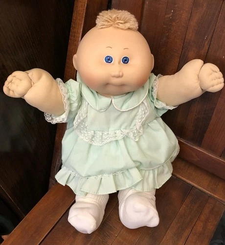 Vtg Cabbage Patch Doll 1982 Blonde Hair Blue Eyes Girl White Green Dress 14”