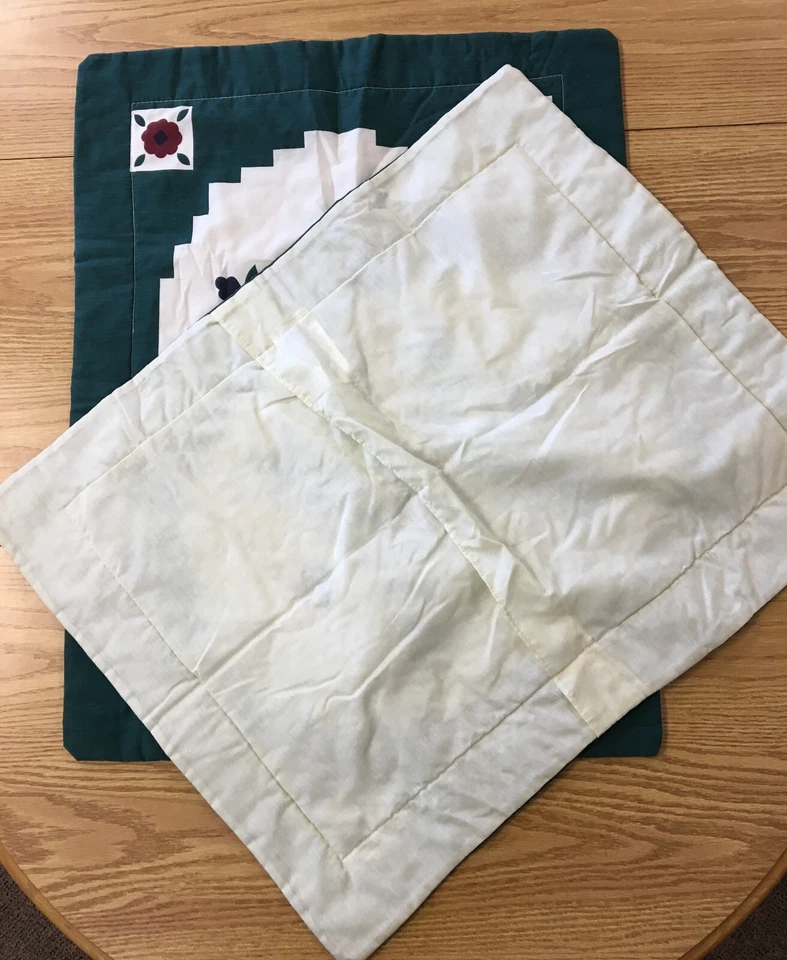 Par de fundas de almohada J.C. Penney & Co fundas Navidad invierno flor verde EE. UU. Foto 3 de 4