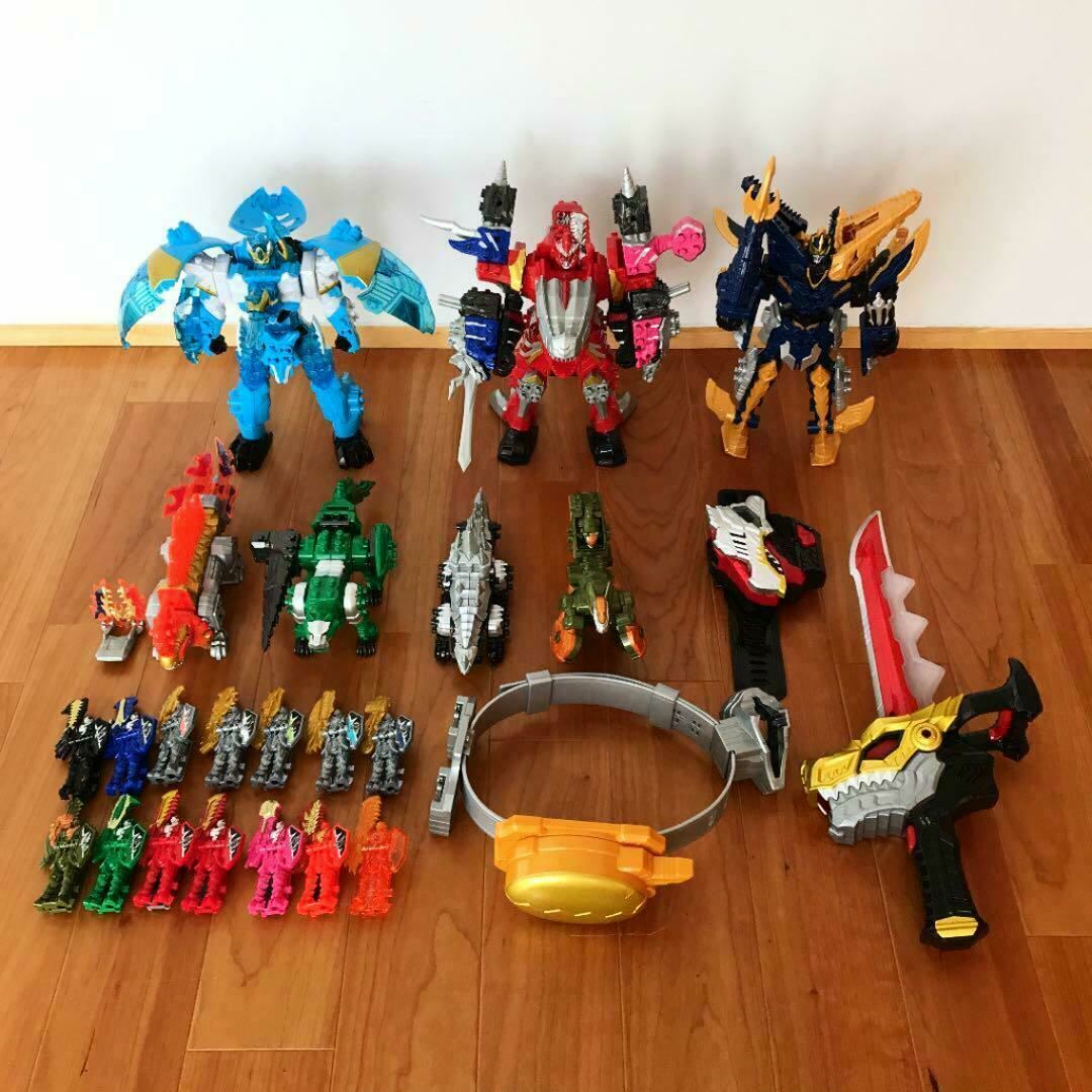 Power Rangers Dino Fury Ryusoulger DX Megazord Morpher 25p Set