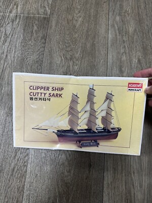 Academy/Minicraft Clipper Ship Cutty Sark Schiffsmodellbausatz # 1406 - Maßstab 1:350 