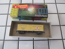 roundhouse PENNSYLVANIA 36 foot reefer car HO scale