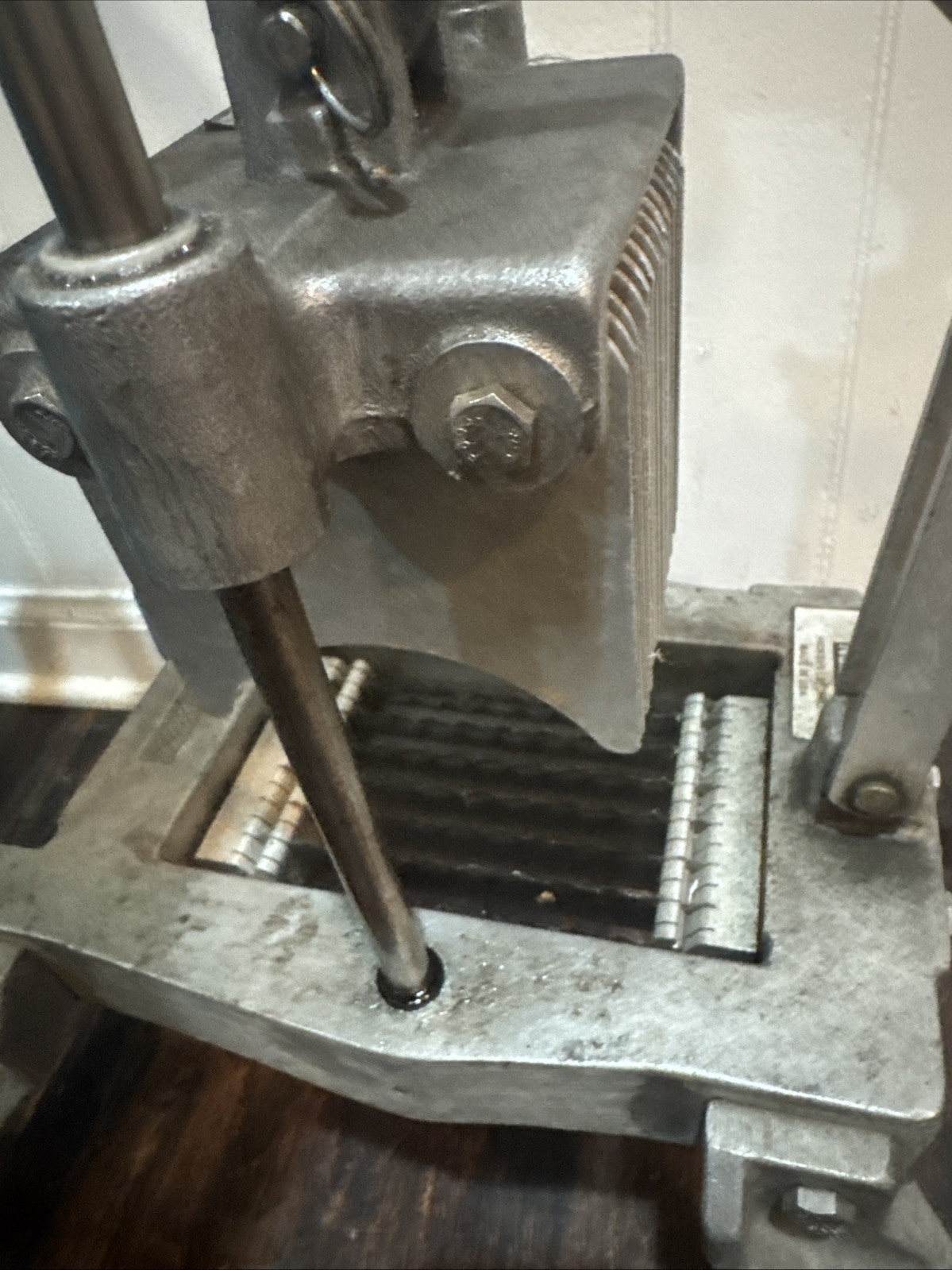 Nemco - N55750 - Easy Onion Slicer II 1/4 in Cut Onion Cutter