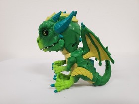 Fingerlings Untamed - Venom - Green Dragon Toy - Roars, Lights Up, & Turns Head