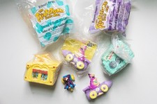 McDonalds 1993 Flintstones Toy Lot, some sealed in original package