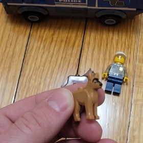 LEGO City: Police Dog Van (4441) READ