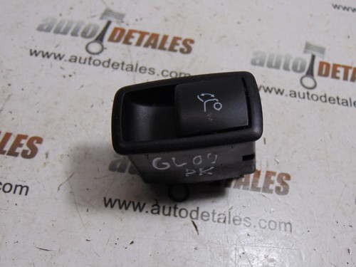 Tailgate opening switch