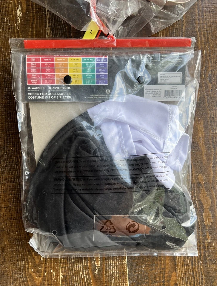 Disfraz y Máscara de Lujo Rubíes La Monja Universo Conjuro ADULTO GRANDE Foto 2 de 4