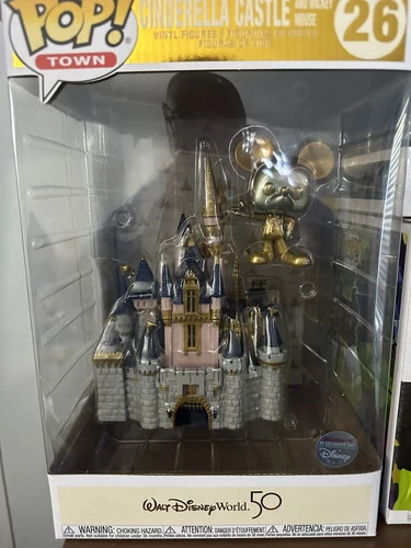 Gold Mickey With Cinderella’s Castle Funko Pop