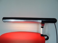 ancienne lampe étau ROGER TALLON neon clamp vice lamp ERCO 1976 philippe starck