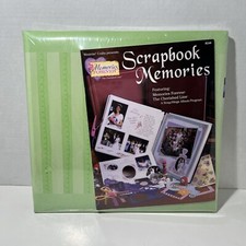 Westrim Crafts 12 x 12 Post Bound Scrapbook Album Green 2004 Retired 21831IE101
