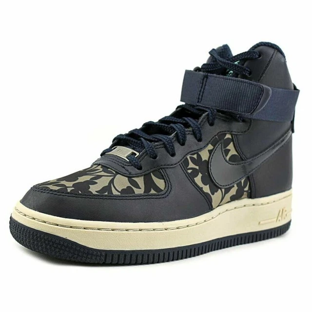 Zapatillas floral multicolor Nike para mujeres