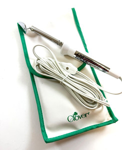 CLOVER Needlecraft Mini Iron for Quilting Sewing MCI 900 with Storage Tote Bag
