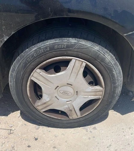 4M5Q8428BB Colector Escape para FORD FOCUS BERLINA (CAK) Ambiente 2003 1169894 - Imagen 10 de 10