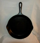 Vintage Griswold #8 Cast Iron Pan