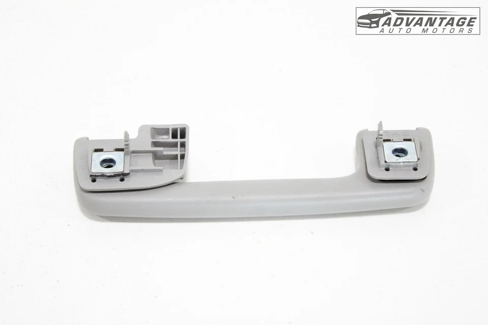 2019 CHEVROLET SILVERADO 1500 LD ЗАДНЯЯ ЛЕВАЯ РУЧКА ЗАХВАТА ХЕДЛАЙНЕРА КРЫШИ ОТ ОРИГИНАЛЬНОГО ПРОИЗВОДИТЕЛЯ - Изображение 3 из 4