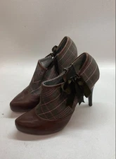 Poetic Licence Poet Brown Plaid Pointed Toe Ankle Booties Heels Size 9.5