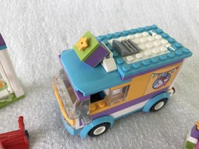 LEGO FRIENDS: Heartlake Gift Delivery (41310) Complete, no instructions