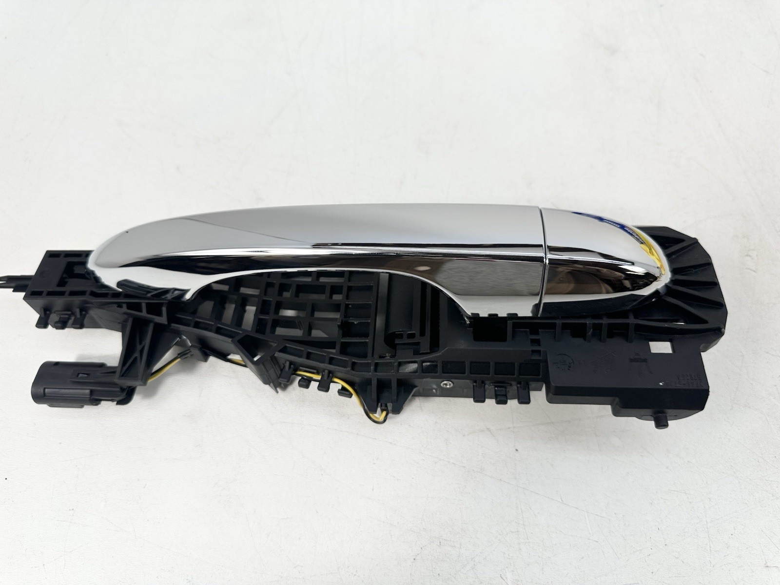 14-21 Maserati Ghibli Rear Left Driver Side Exterior Door Handle 670005441 OEM