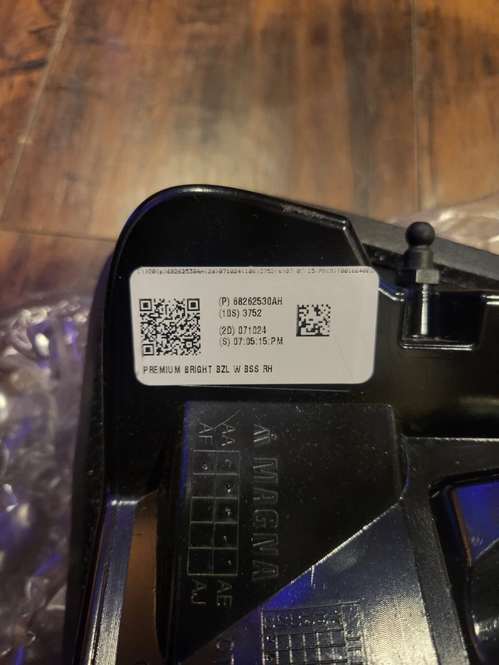 Dodge Ram 1500 2019-2024 OEM luz trasera LED (derecha/pasajero) #68262530AH Foto 3 de 4