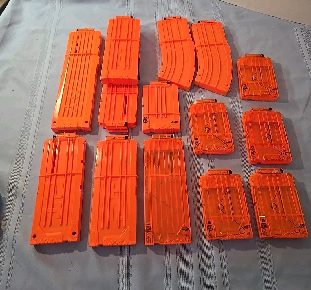 Magazine Large Lot Of 14 Mixed Ammo Clip Replacements
