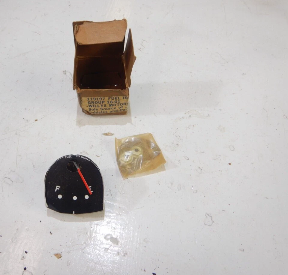 Jeep Early Willys OEM NOS Medidor de combustible de fábrica 119197 ENVÍO GRATUITO Foto 2 de 4