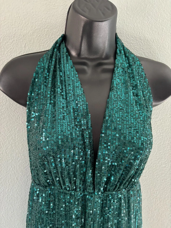 Mono envolvente de lentejuelas verde Bella & Bloom Dream Come True talla pequeña lazos al tobillo Foto 2 de 4