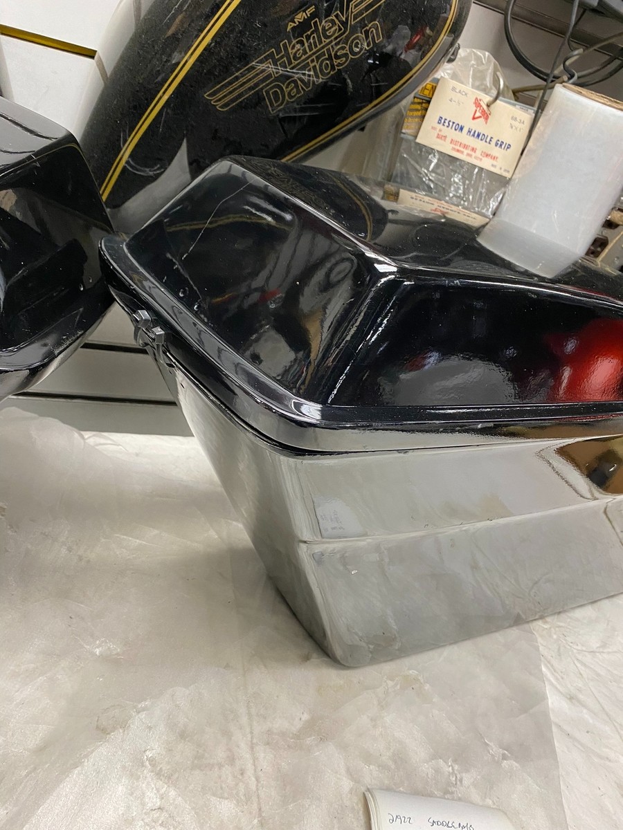 1985-1992 Harley-Davidson Touring FLH OEM Saddlebags Bottom