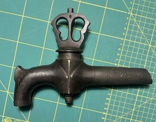 Antico rubinetto per botte di vino francese - manico rubinetto botte Bordeaux Saint-Émilion