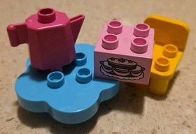 LEGO DUPLO - MINNIE'S CAFE' - 10830 - USED - VINTAGE - MISSING MINNIE