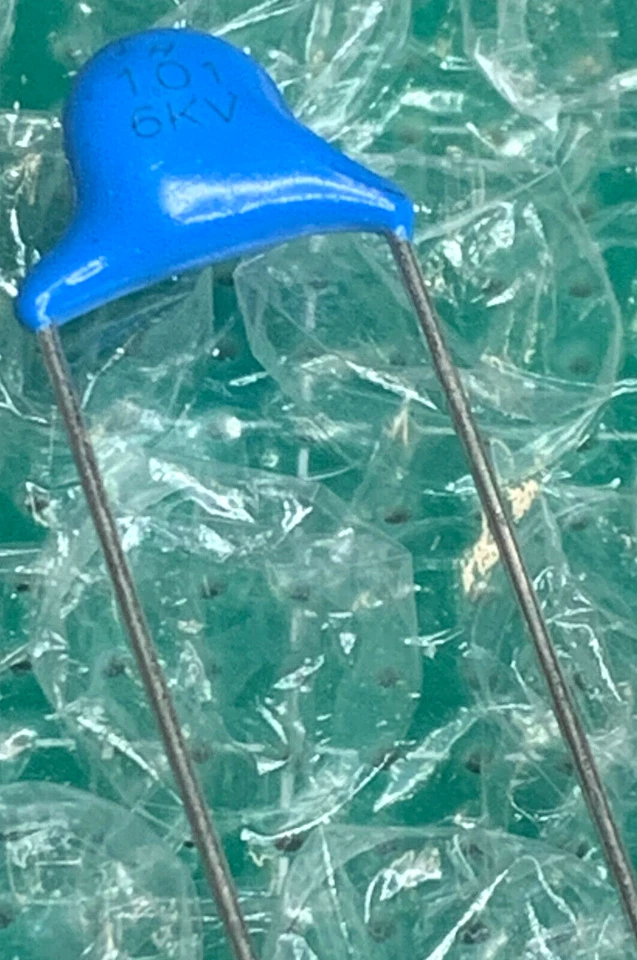 SR PASSIVES Condensatore Ceramico 100pF 6kV THT 10mm