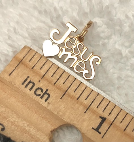 Jesus Loves Me Heart 14K Gold Pendant Charm - Picture 6 of 7