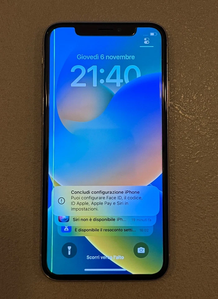 Apple iPhone X 64gb silver usato sbloccato funzionante no face id lcd con riga - Immagine 2 di 4