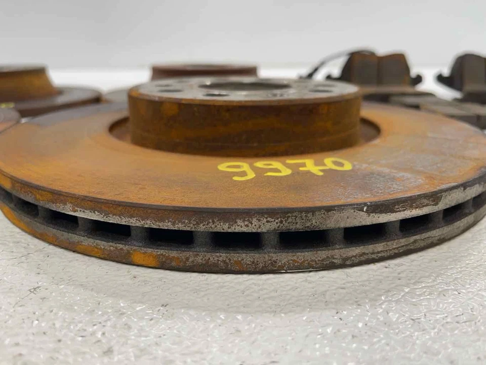 Juego de rotores para VOLKSWAGEN GOLF GTI 2006-2014 con pinzas 95 % banda de rodadura OEM Foto 3 de 4