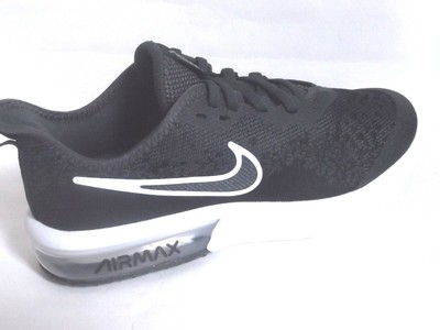 nike trainers 3.5
