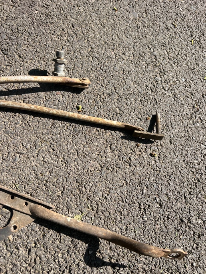 Bmw 2002 e10 Windsheild wiper assembly transmision 2002tii - Image 3 of 3