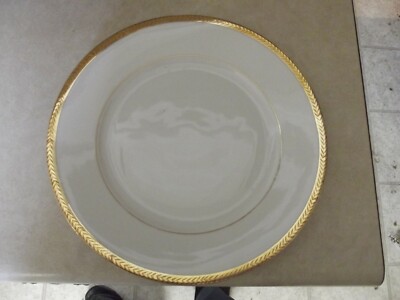 T K Thun dinner plate 5 available