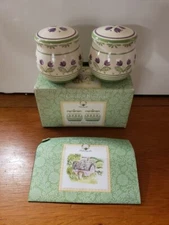Pfaltzgraff CIRCLE OF KINDNESS Cottage Collection Salt & Pepper Shaker Set NIB