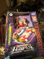 Transformers Legacy Collection Deluxe Elita-1 Takara Tomy NEW Autobot