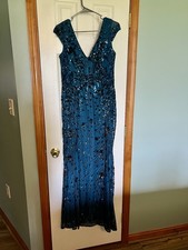 Elegant Teal Blue Evening Gown