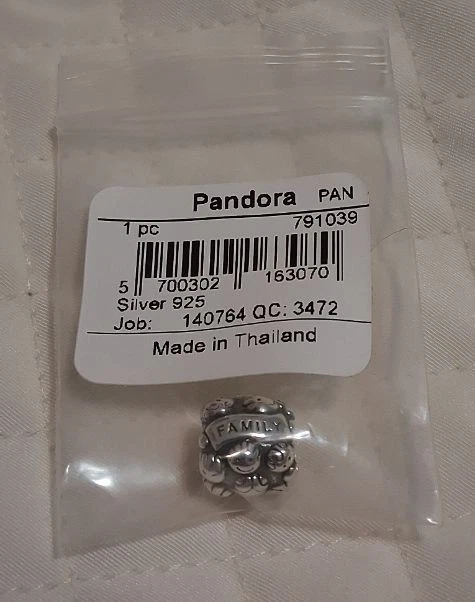 Authentic New Pandora Love & Family Charm, 791039, Sterling Silver S925 ALE - Image 3 of 4