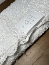 NEW-Pottery Barn Teen LoveShackFancy Crochet Edge Bow Bath Mat, 21 x 34"-White
