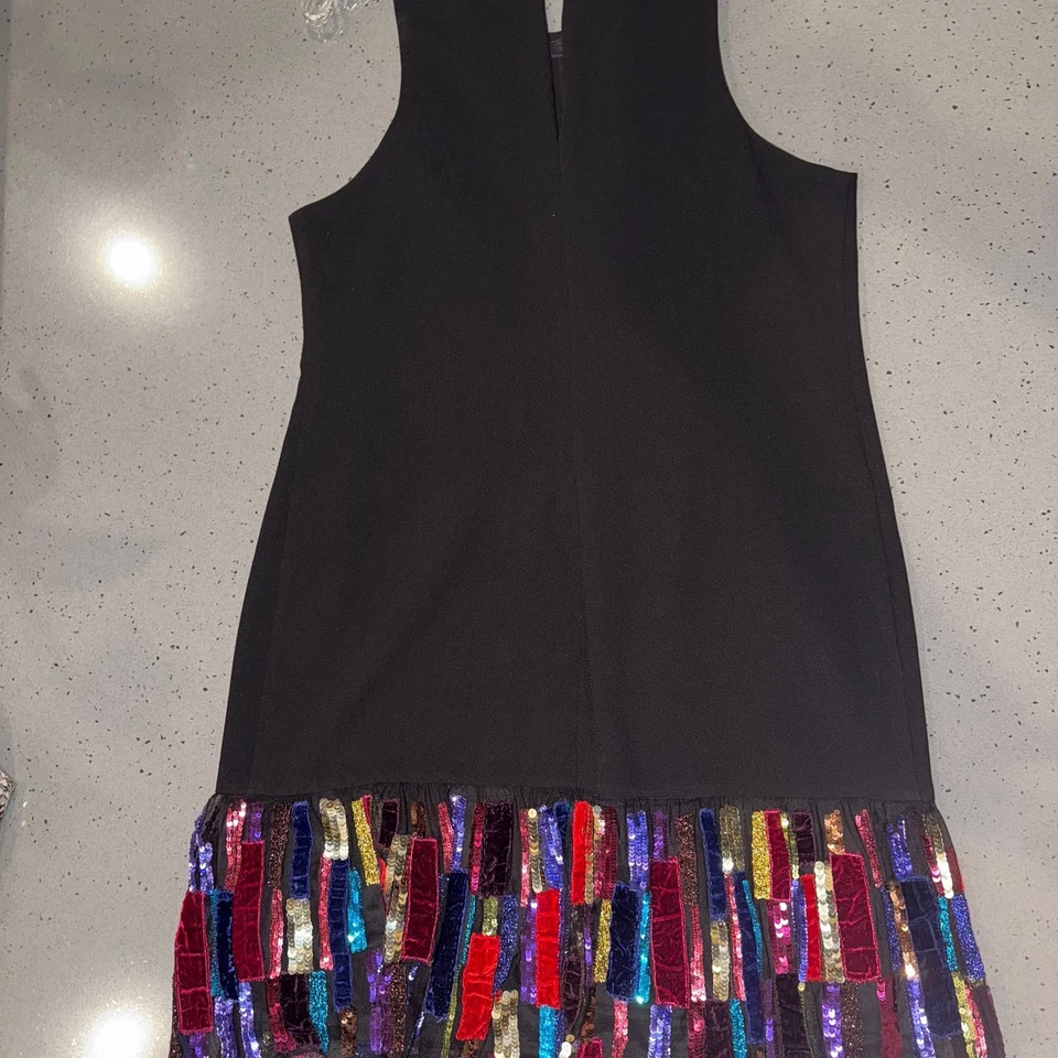 Mini Vestido Trina Turk Berry Cintura Caída Terciopelo Lentejuelas Foto 4 de 4