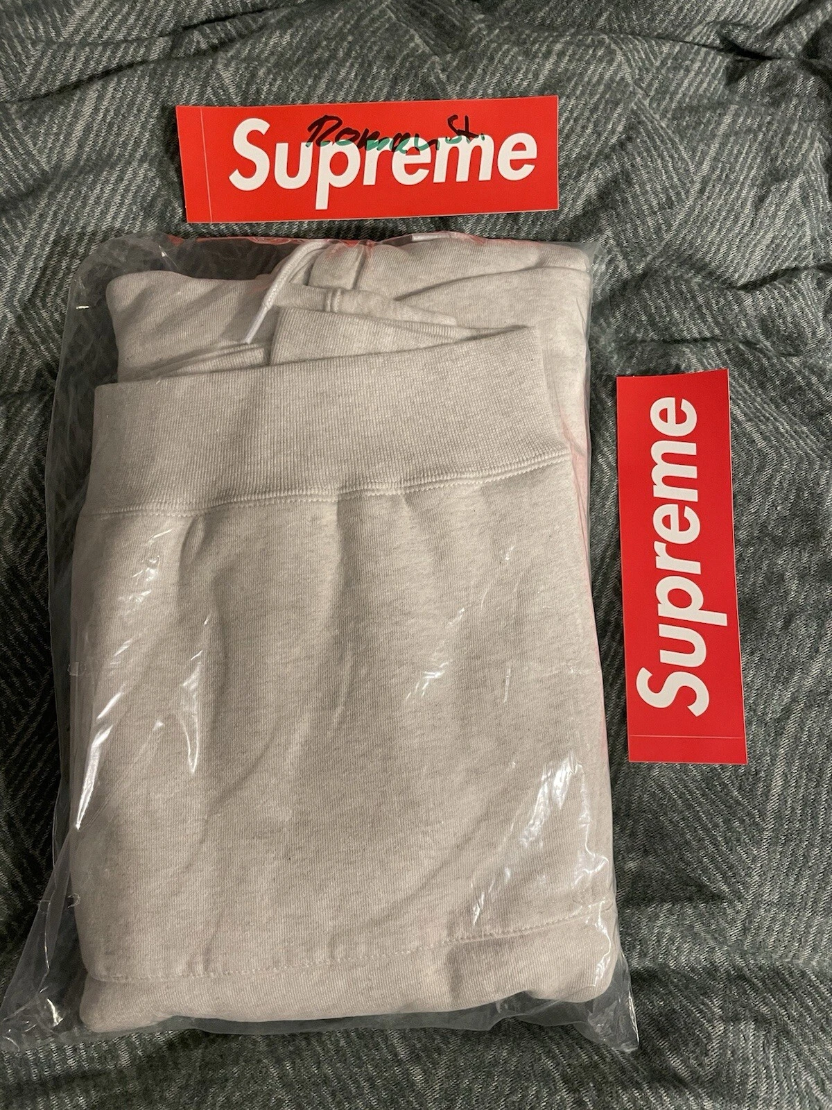 Supreme Jordan Felpa con Cappuccio Media Grigio Cenere 2024 FW