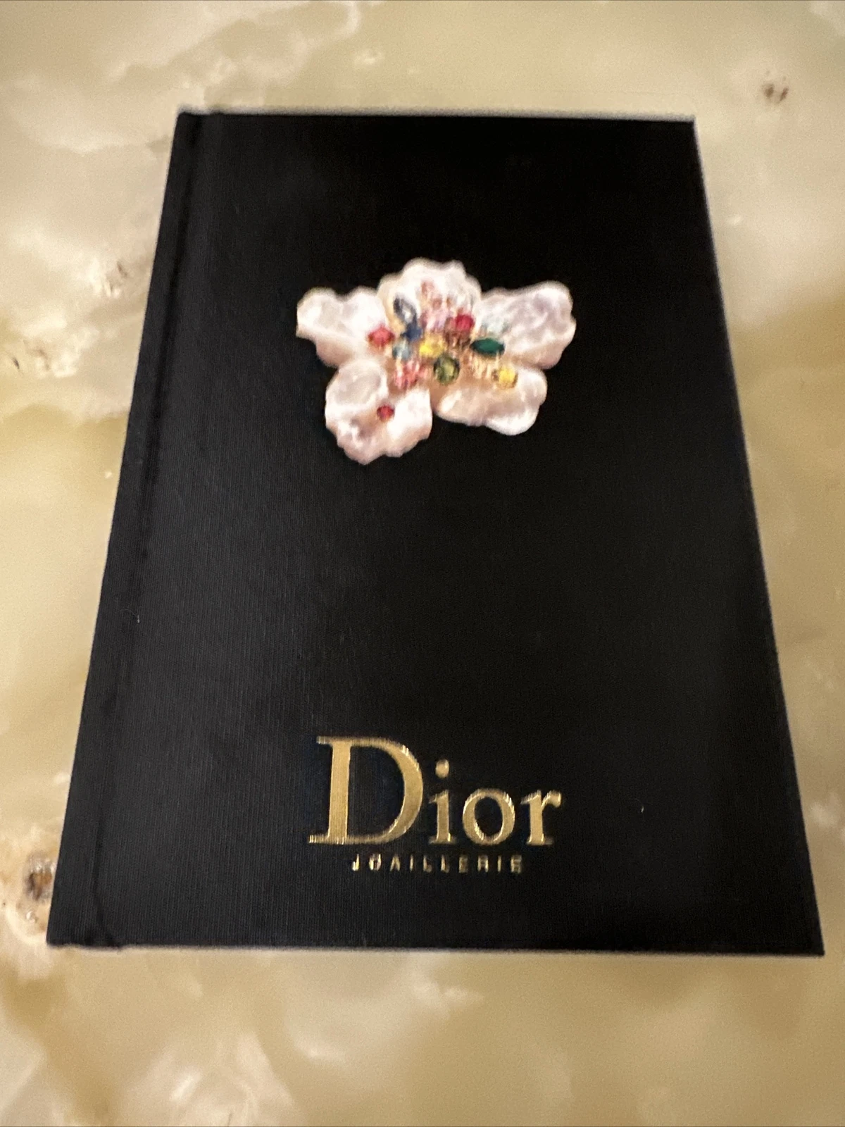 Catalogue bijoux mode créateur Dior Victoire de Castellane Dior Joaillerie