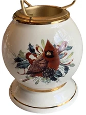 Lenox Winter Greetings Cardinal candle  Lamp
