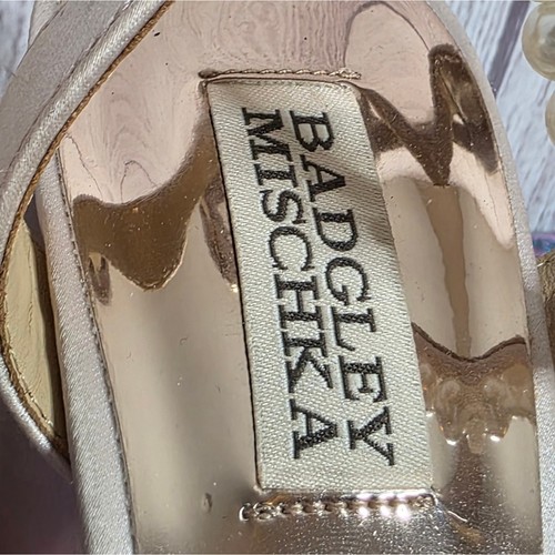 Badgley Mischka Feisty Pearl Embellished Block Heel Sandals, Size 8 - Picture 8 of 9