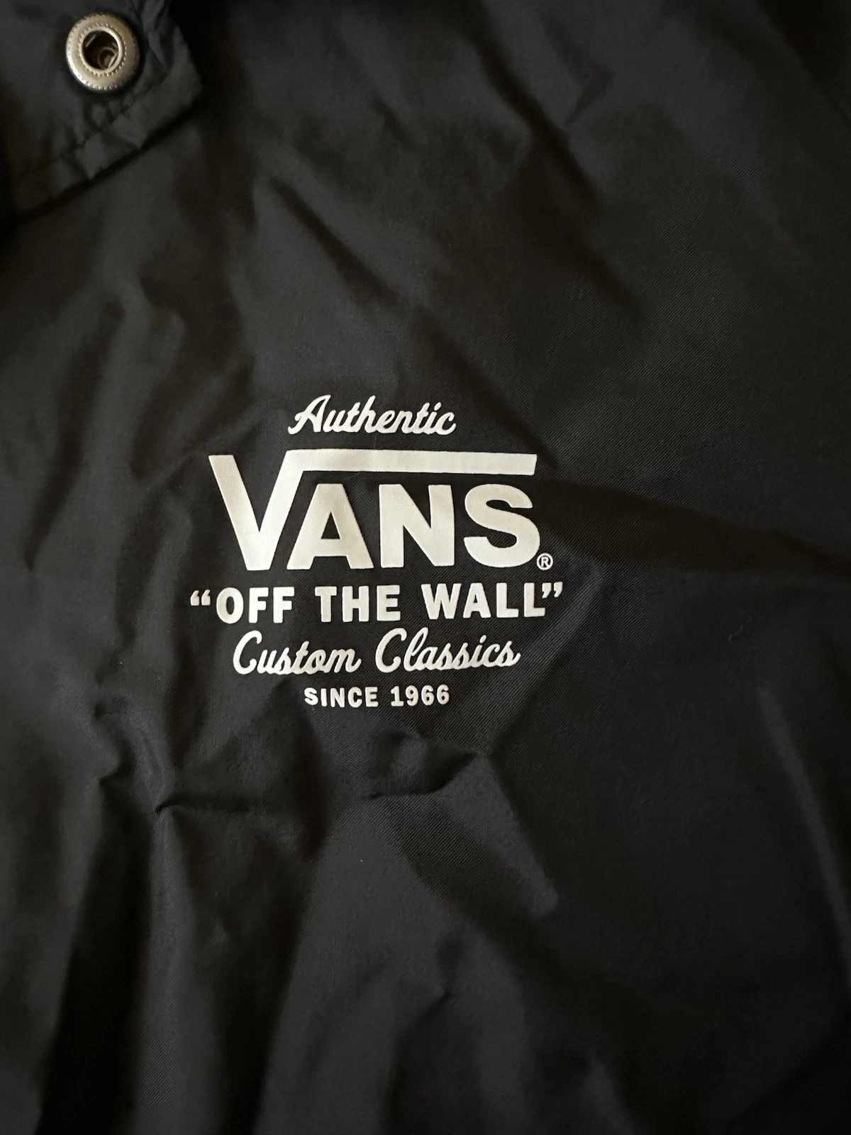 VANS Off The Wall Custom Classics Coach Windbreaker Jacket Black Snap SizeM NWOT image 5