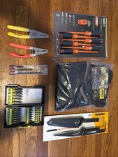 Klein Tools isoliertes Schraubendreher-Set, Schürze, Stichsäge, Abisolierzange & Bits