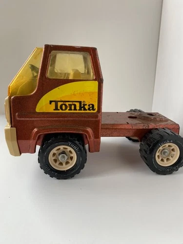 Vintage Tonka XR-101 Semi Truck Car Carrier/ Hauler Pressed Steel 1970’s